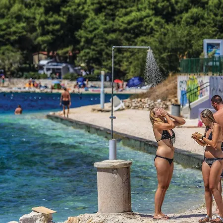 Hébergement de vacances Okrug Gornji 51 *