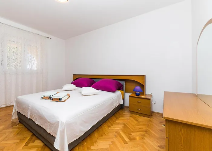 Okrug Gornji 51 Nyaraló *