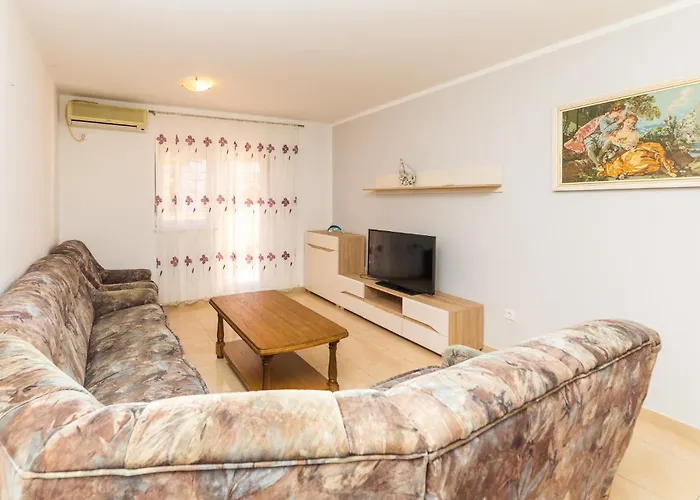 Okrug Gornji 51 Prázdninový dům